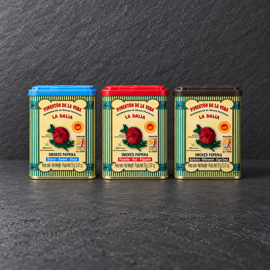 Pimentón de la Vera La Dalia 70 g: dulce, picante y agridulce sobre pizarra. Fotografía retocada.